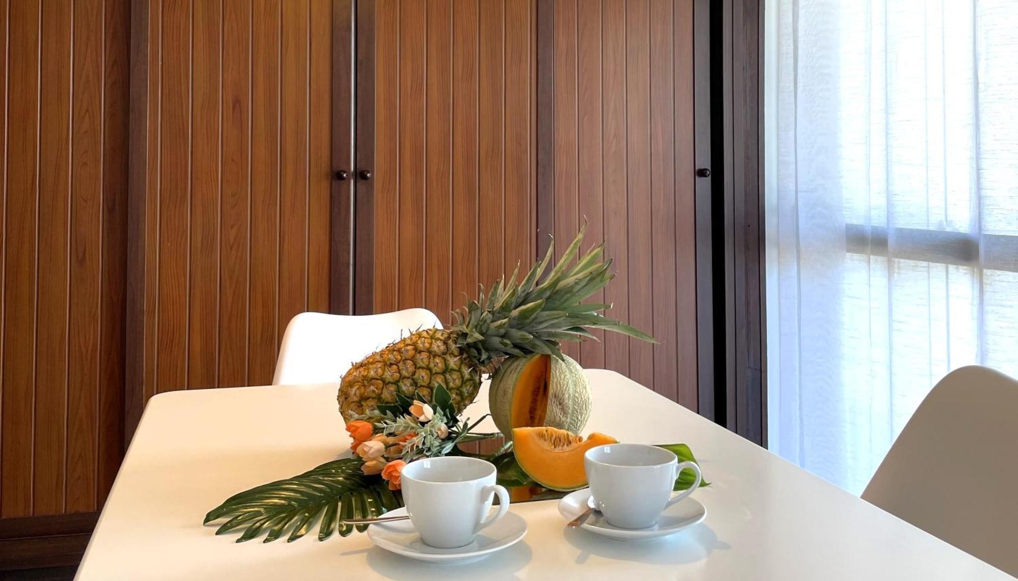 Mediterraneo 508. Fantastic Studio On The Beachfront With Sea Views. Marbellac Extérieur photo